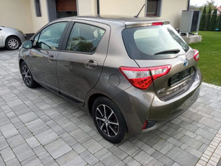 Toyota Yaris foto 3