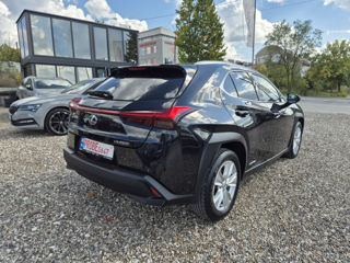 Lexus UX foto 7