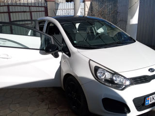 KIA Rio foto 2