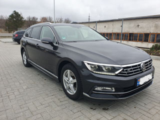 Volkswagen Passat foto 2