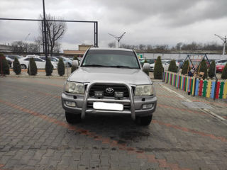 Toyota Land Cruiser foto 1