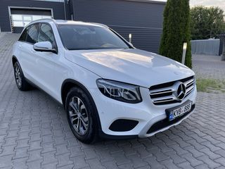 Mercedes GLC foto 2