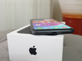 iPhone 11 64Gb Black foto 6