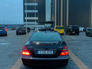 Mercedes E-Class foto 3