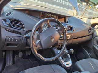 Renault Grand Scenic foto 5