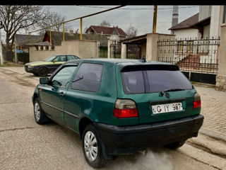 Volkswagen Golf foto 2