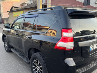 Toyota Land Cruiser Prado foto 3