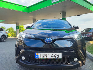 Toyota C-HR foto 6