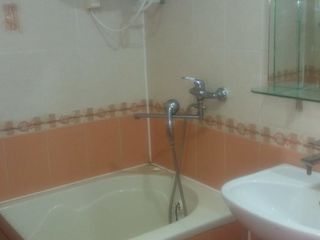 Apartament ci 3 odăi, subsol și garaj foto 5