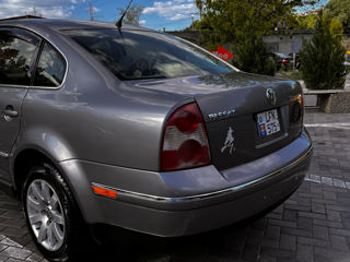 Volkswagen Passat foto 1