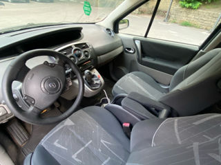 Renault Grand Scenic foto 8