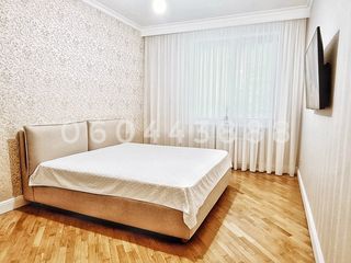 Apartament cu 4 camere, 176 m², Centru, Chișinău foto 6