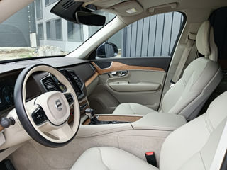 Volvo XC90 foto 9