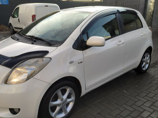 Toyota Yaris foto 3