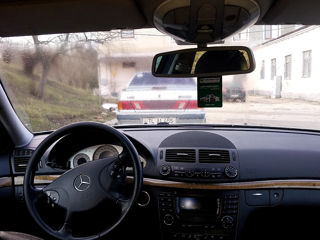 Mercedes E-Class foto 8