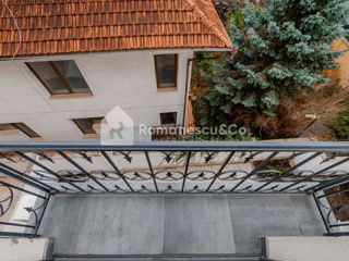 Apartament cu 2 camere, 80 m², Centru, Chișinău foto 15