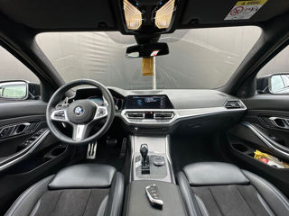 BMW 3 Series foto 8