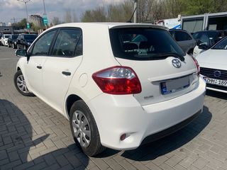 Toyota Auris foto 4