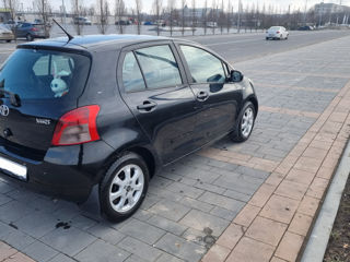 Toyota Yaris foto 4