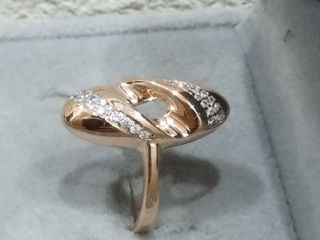 Женское золотое кольцо 585 пробы. Inel din aur 585pr. foto 3
