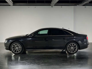 Audi A8 foto 6