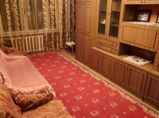 3-х комнатная квартира, 71 м², Чокана, Кишинёв
