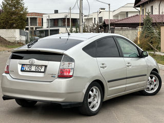 Toyota Prius foto 5