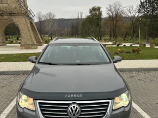 Volkswagen Passat foto 3