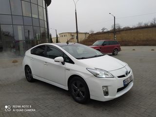 Toyota Prius foto 1