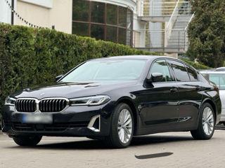 BMW 5 Series foto 2