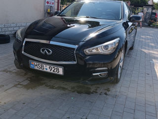 Infiniti Q50 foto 9