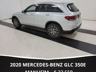 Mercedes GLC foto 4