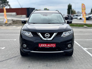 Nissan X-Trail foto 2