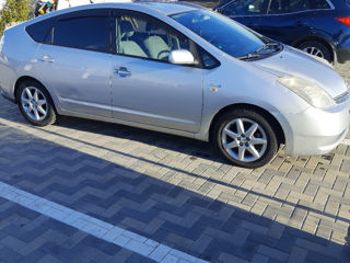 Toyota Prius foto 2