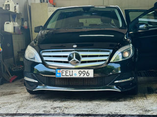 Mercedes B-Class foto 3