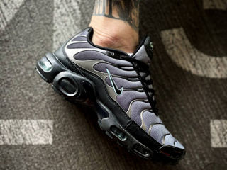 Nike Air Max Tn Plus Black Particle Grey Vapor Green