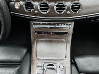 Mercedes E-Class foto 8