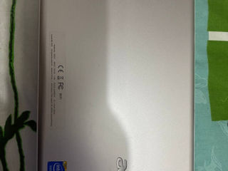 Acer Iconia Tab W3 foto 2