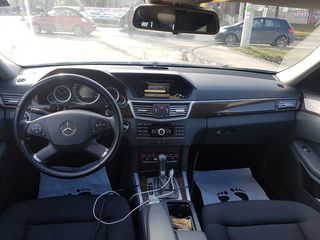 Mercedes E Class foto 2