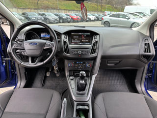 Ford Focus foto 8