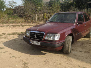 Mercedes Series (W124) foto 8