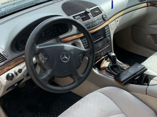 Mercedes E-Class foto 5