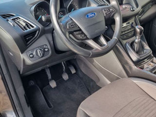 Ford Kuga foto 5