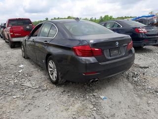 BMW 5 Series foto 3