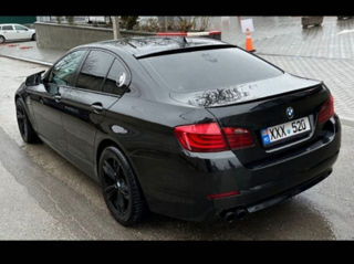 BMW 5 Series foto 6