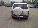 Isuzu Trooper foto 2