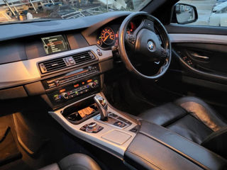 BMW 5 Series foto 5