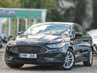 Ford Fusion foto 2