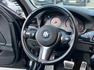 BMW 5 Series foto 11