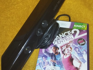 Продам Kinect для Xbox 360 .+ игра в подарок